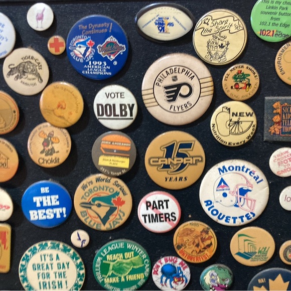 Vintage Pin Collection Display - Picture 9 of 10